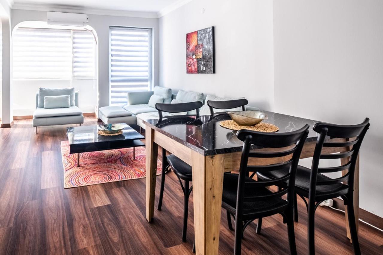 Sleek Flat 50 M To Bull Statue In Kadikoy Apartment อิสตันบูล ภายนอก รูปภาพ